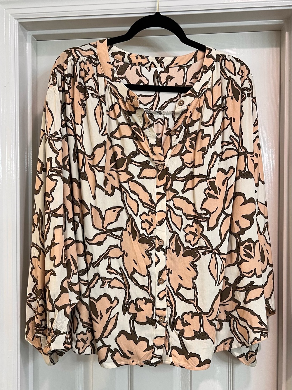 Womens Cream & Peach Floral Button-Front Blouse Size L